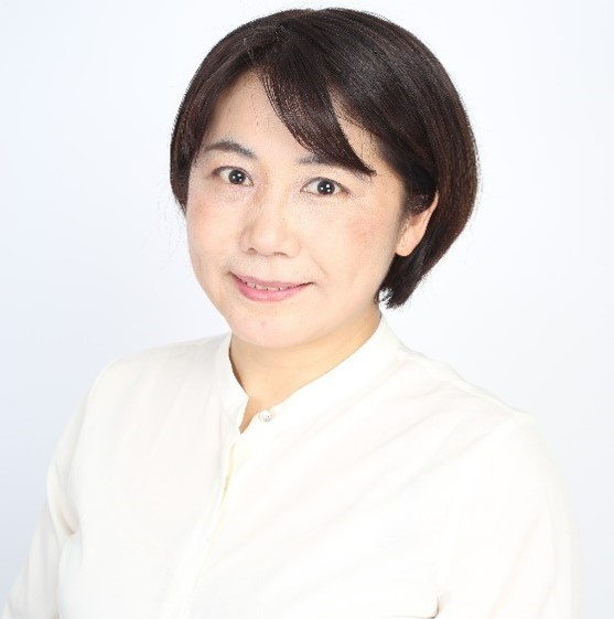 半田 泰代